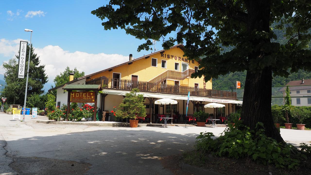 Albergo Alla Stazione Roncegno Bagian luar foto